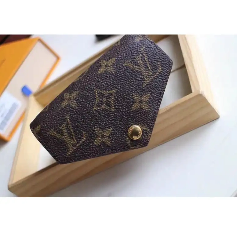 Fashionrepsfam ru 19T1L0474 LV Bags 0514